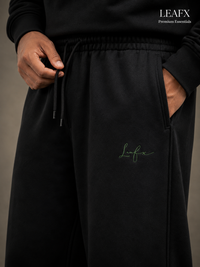Signature Baggy Sweatpants – Matte Black